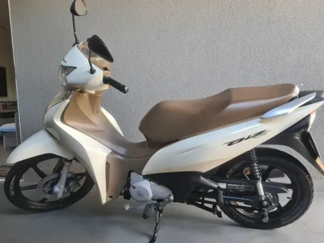 Honda Biz 125i 2019 - Muito conservada - Oportunidade particular