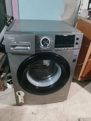 Estou vendendo essa máquina d lavar da midea