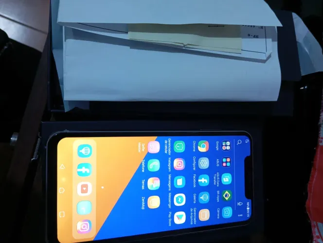 Vende -se um celular zeifone5 