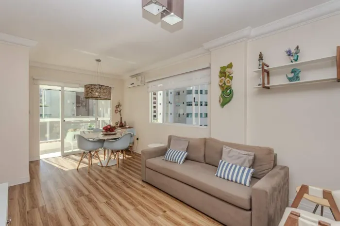 Apartamento à venda no Centro em Balneário Camboriú.