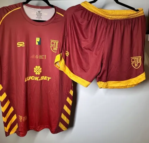 Uniformes futevôlei