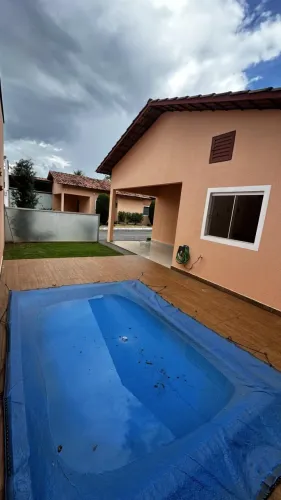 Casa de 3 quartos, sendo 1 suíte - Piscina - Senador Canedo