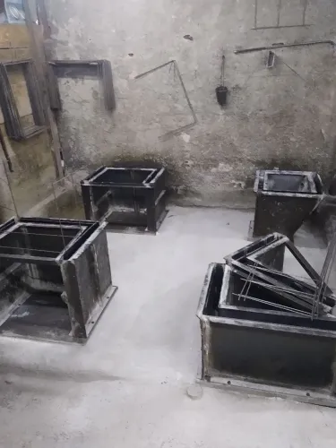 Forma de churrasqueira de concreto 65 tijolinho