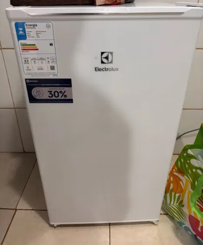 Frigobar Electrolux  