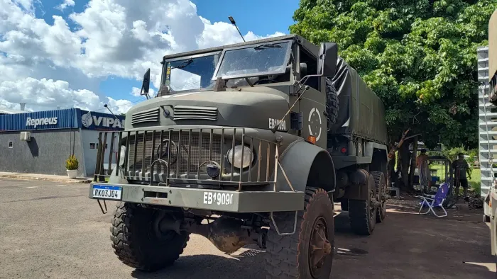 Mercedes 1519 mamute