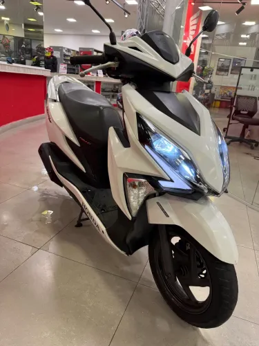 Elite 125 2020
