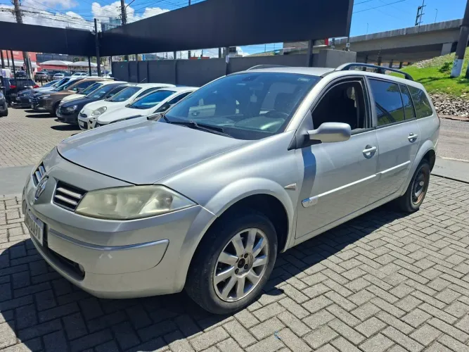 Renault Megane Grand Tour Dynam. Hi-flex 1.6 16V 2013