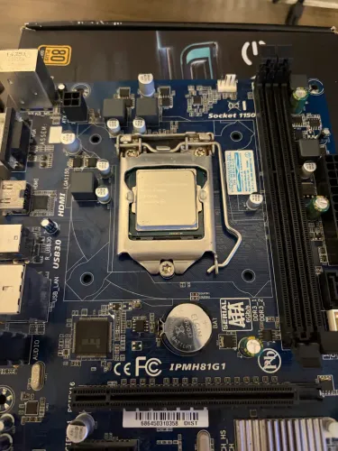 Placa mãe H81 Celeron g3260 4gb DRR3