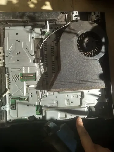 Lote com 2 PlayStation 3 (PS3) Slim - Para Manutenção, Reparo ou Retirada de Peças