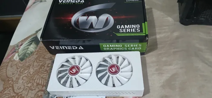 Placa de video rx 580 8gb 2048 , com defeito tela preta ao abrir jogos .