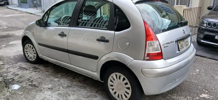 Citroen C3 GLX 1.4/ GLX Sonora 1.4 Flex 8V 5P 2010