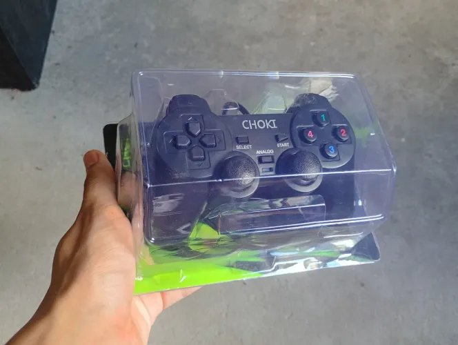 Controle c/fio USB - Usado em excelente estado