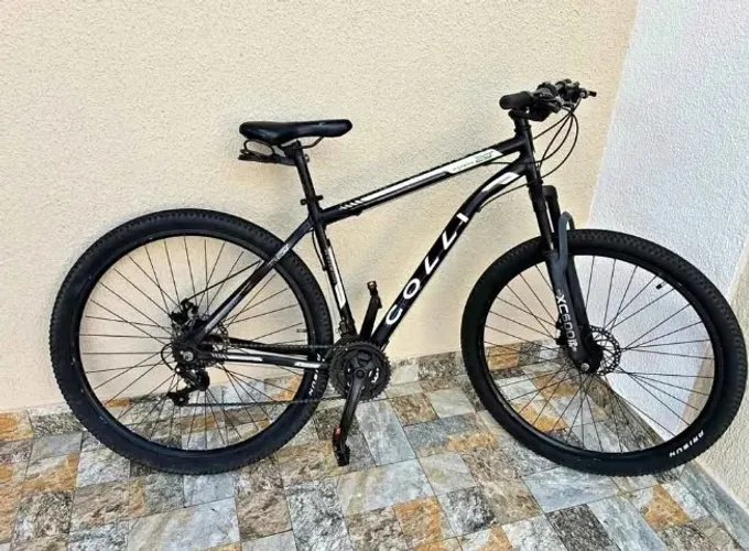 Bicicleta Colli Aro 29 Freio a Disco + Suspensão - Alumínio, Ótimo Estado