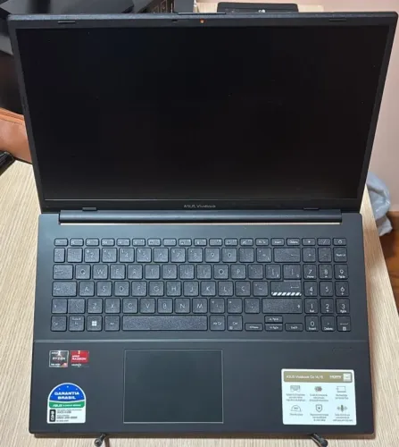 Notebook Asus Vivobook Go 15 Ryzen 5 8GB 256GB SSD Windows 11 - seminovo