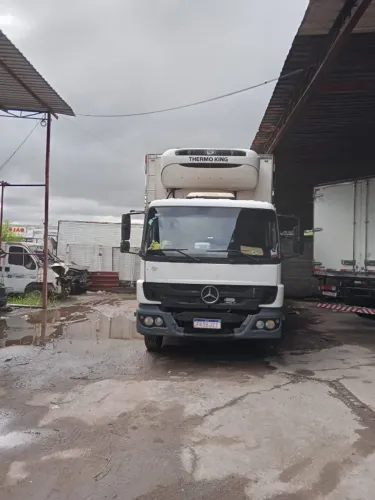 Baú Ibiporã 16 pallets com T 880 Whisper PTC