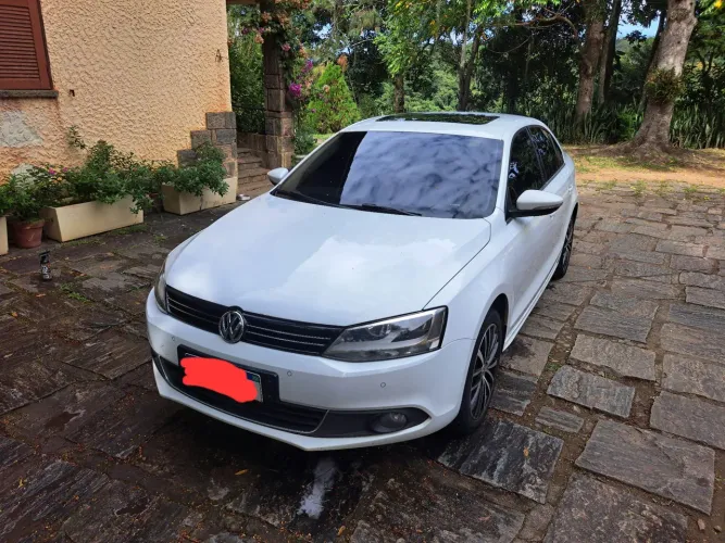 Volkswagen Jetta Highline 2.0 TSI 16V 4P Tiptronic 2014