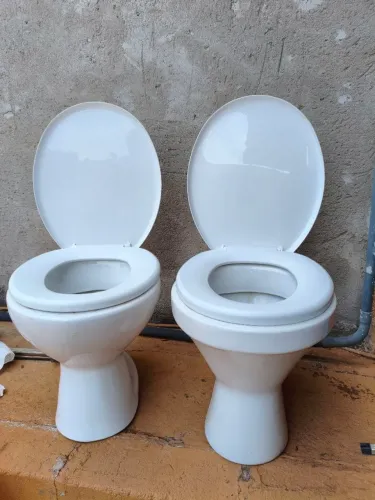 Vaso sanitário com assento