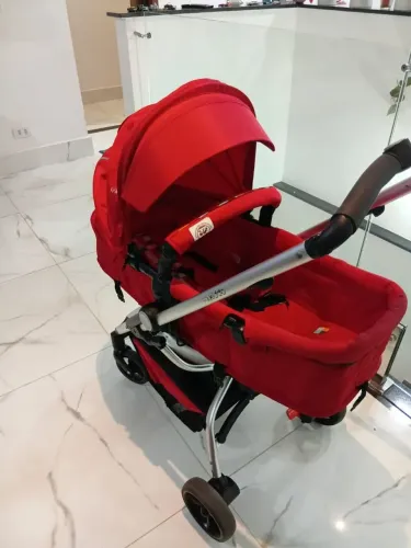 Carrinho Travel System Eclipse + Bebê Conforto + Base Kiddo
