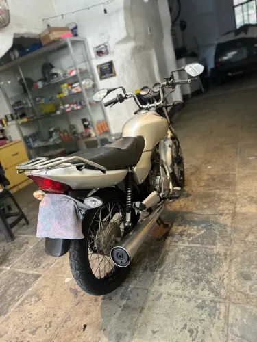 Cg TITAN 125 ES