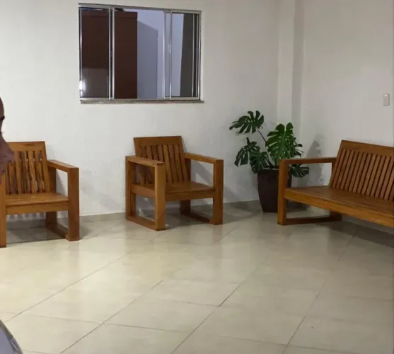 Jogo de banco rústico 