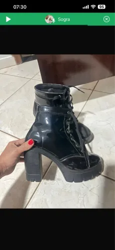 Coturno preto
