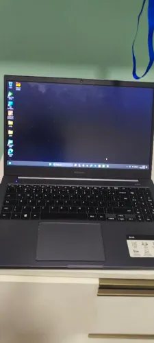 vende se este notebook Samsung observação tem que trocar a bateria
