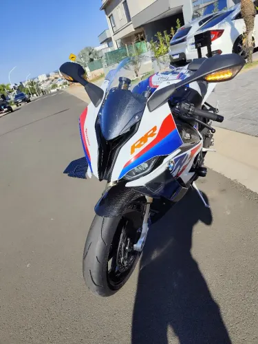 S1000RR M-carbom impecável 110mil