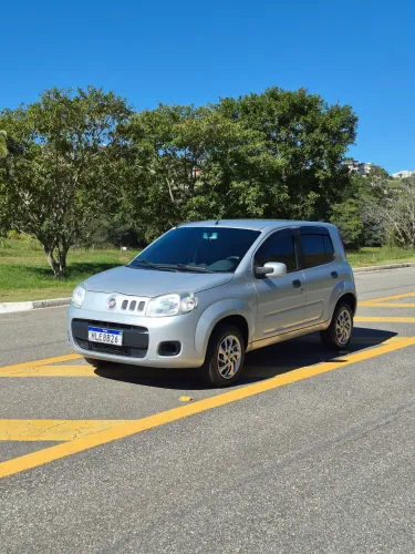 Fiat Uno Vivace Celeb. 1.0 EVO F.flex 8V 5P 2012