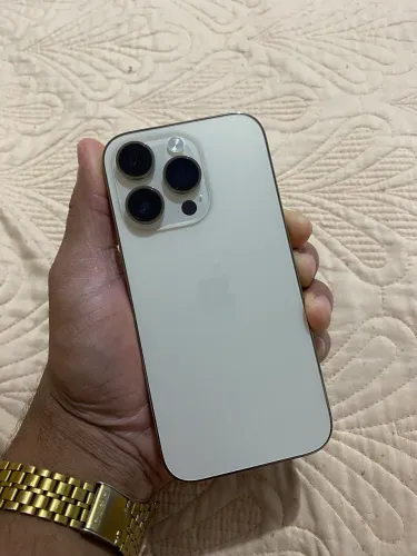 IPhone 14 Pro - Dourado