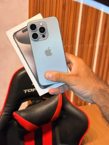 iPhone 15 pro 128GB (Natural) 