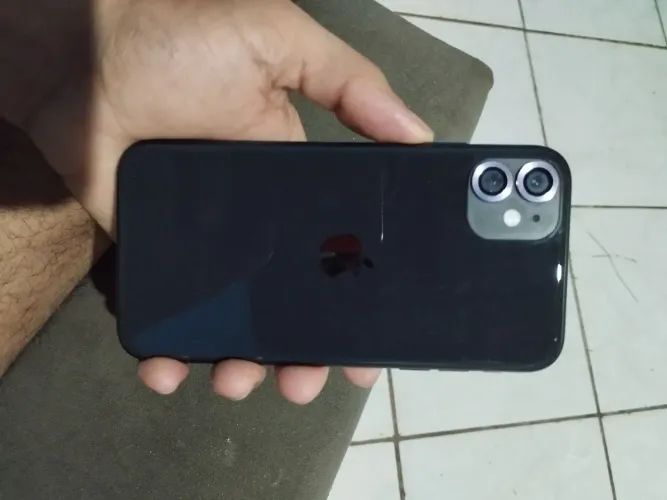 iPhone 11 
