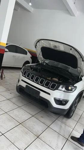 Ofina montada com  em localizada