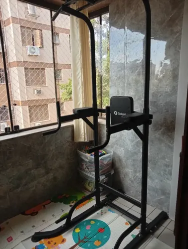 Aparelho de Musculação Completo Preto.Nunca foi usado, ótimo Estado, preto lindo.