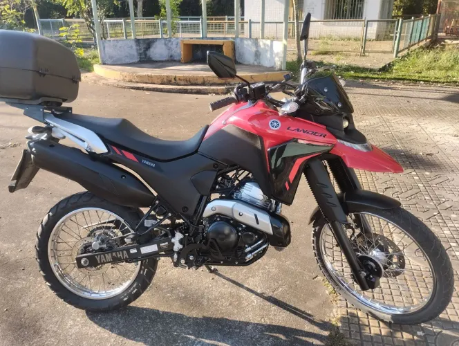 Lander XTZ 250cc vendo ou troco 