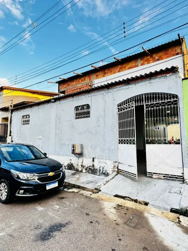 Casa em rua fechada