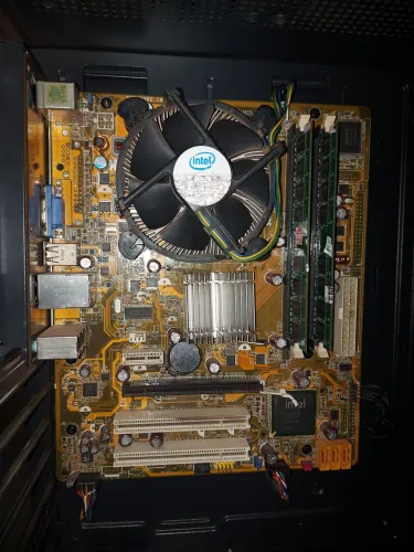 Kit Intel Core 2 Quad + placa mãe ASUS