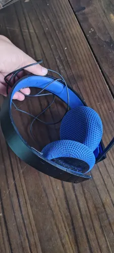 Fone da Playstation original. Está com defeito precisa arrumar