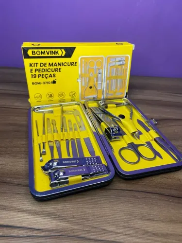 Kit Manicure e Pedicure 19 Peças BOM-3710