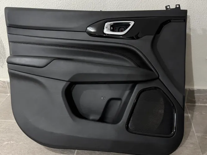 Acabamento de Porta JEEP COMPASS LIMITED