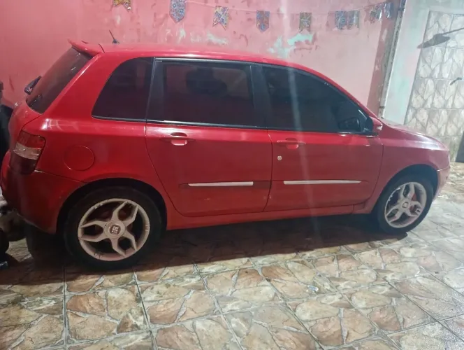 Rodas 215/55/17 original do Stilo