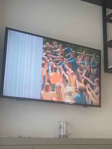 Tv Samsung 43? pol - Está com defeito na tela