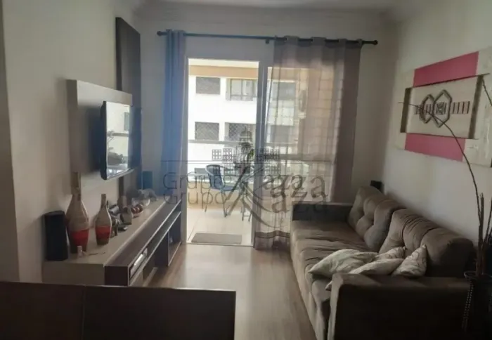 Imóvel para aluguel com 84 metros quadrados com 3 quartos