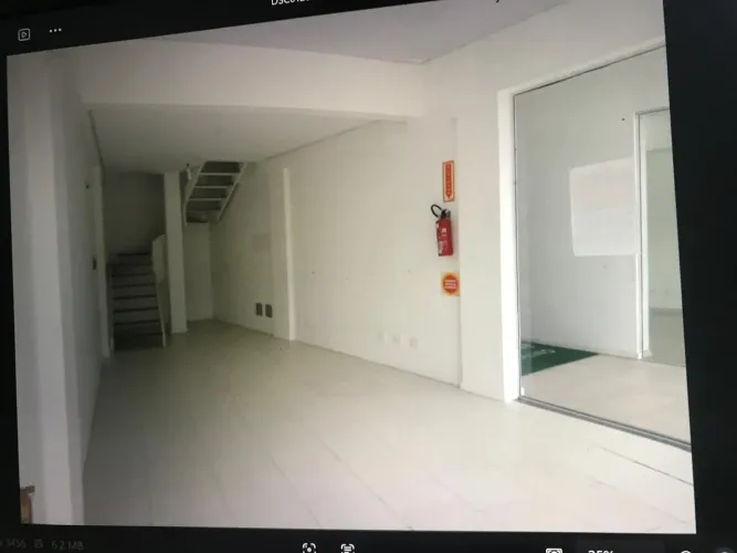 Loja Comercial de Esquina Córrego Grande