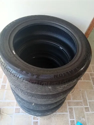 Pneus Aro 17 205/55R17 95W XL