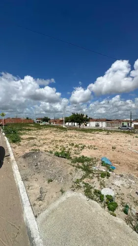 TERRENO EM RUA PÚBLICA - ARUANA