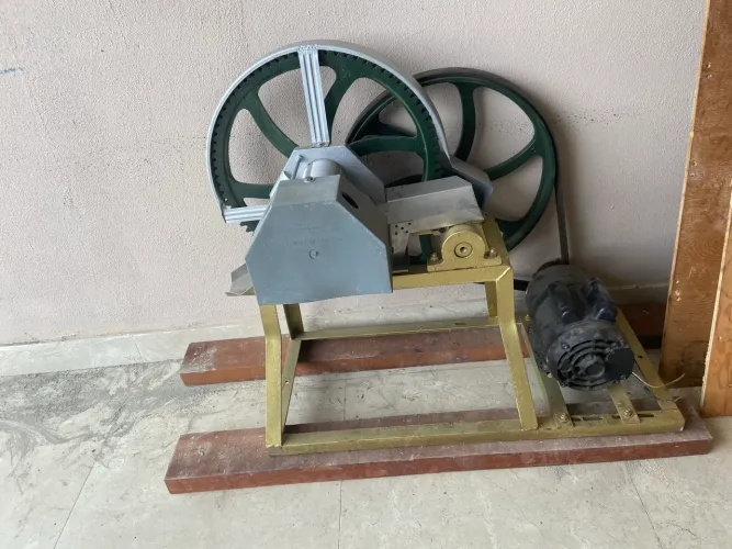 Vendo moedor de cana