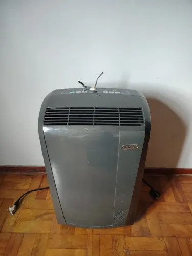 Ar Condicionado Portátil De'Longhi Pinguino 12.000 BTU/h (PAC N120BR) - 127V
