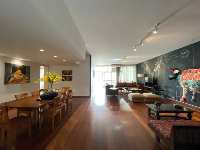Apartamento 4 quartos em Copacabana, RJ.