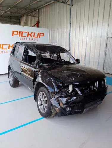 SUCATA PAJERO TR4 2. 16V GASOLINA 2013