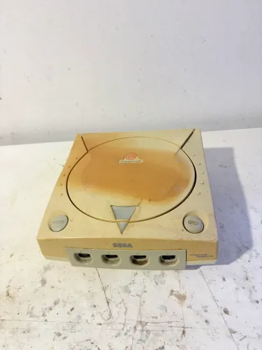 Console sega dreamcast va1 com defeito